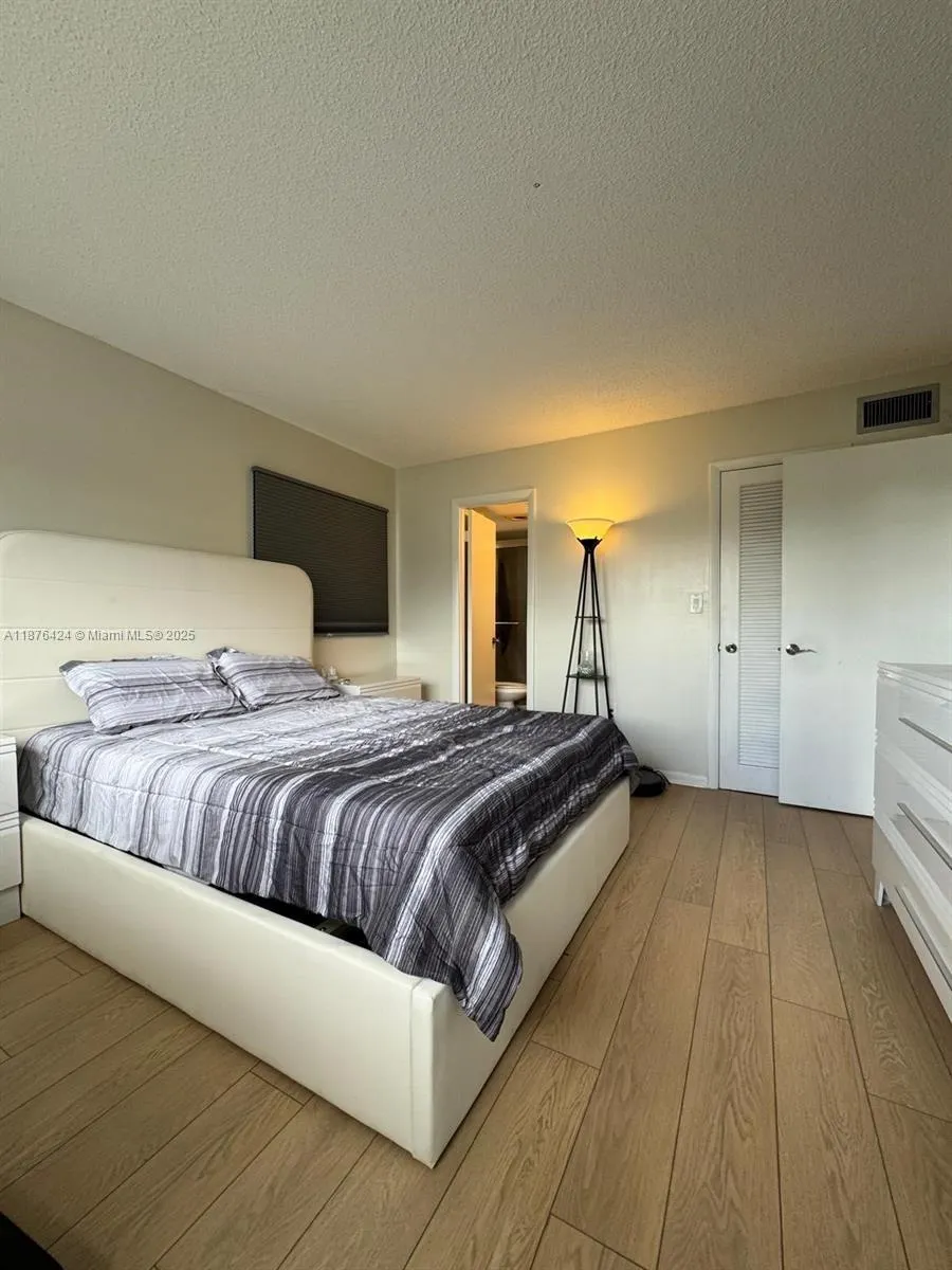 8305 Sunrise Lakes Blvd, #312