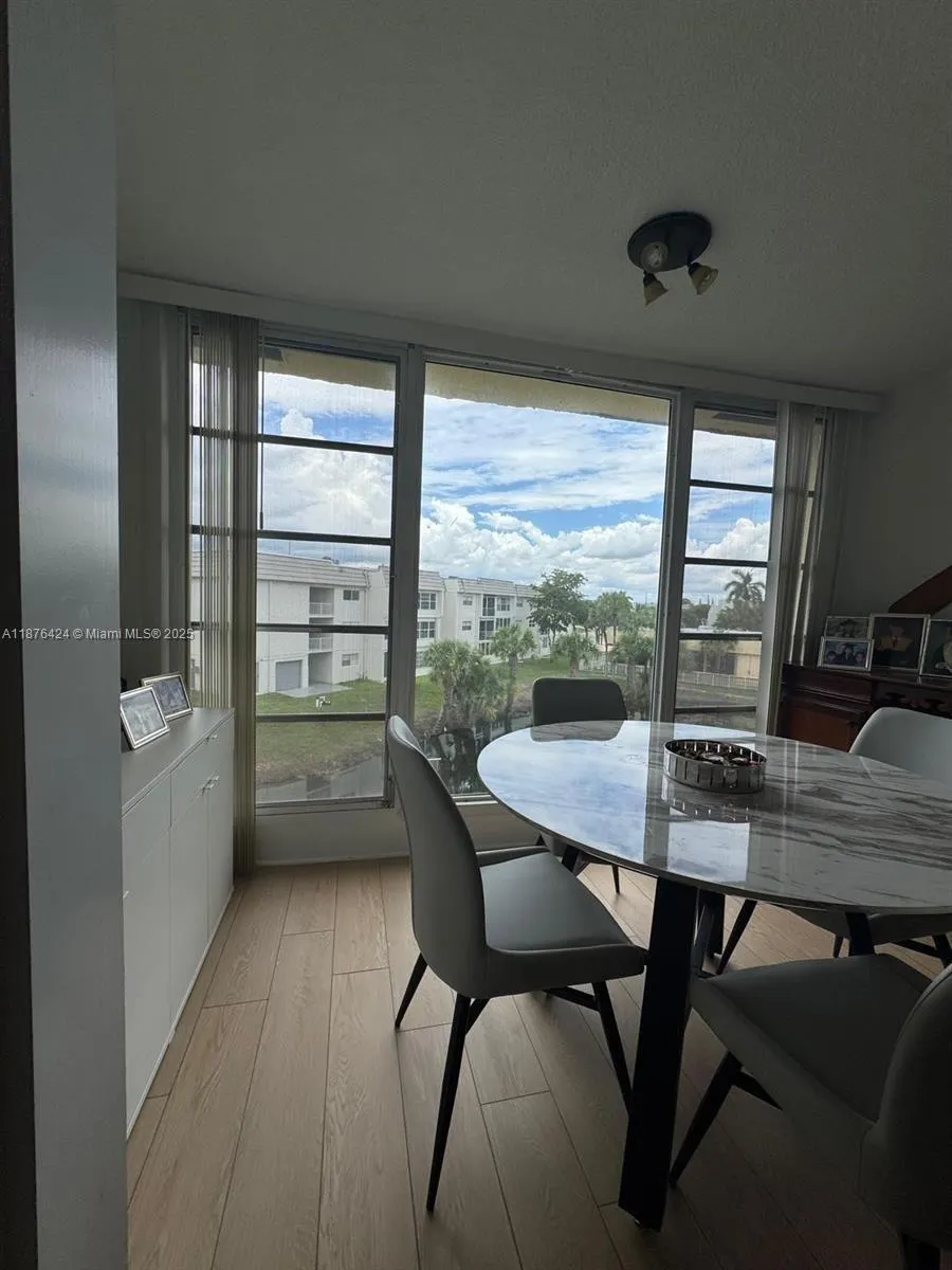 8305 Sunrise Lakes Blvd, #312