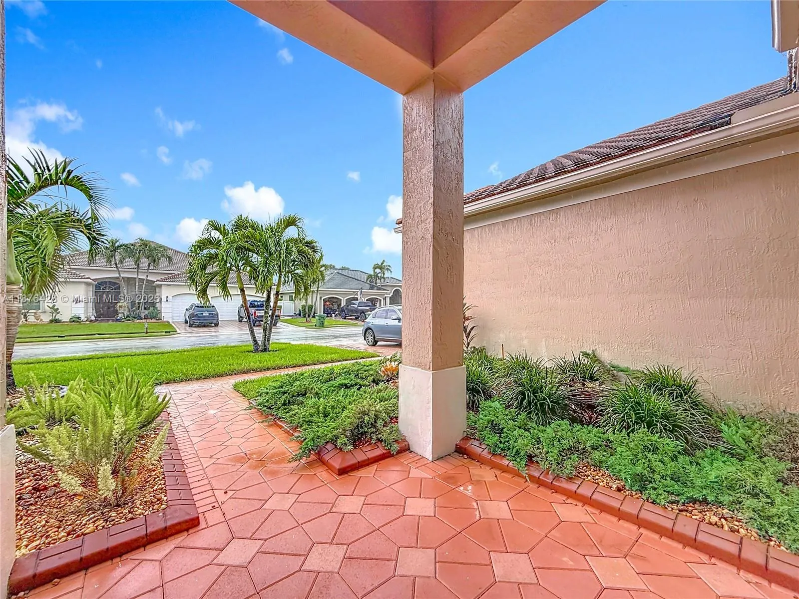 15957 SW 14th St, #0
