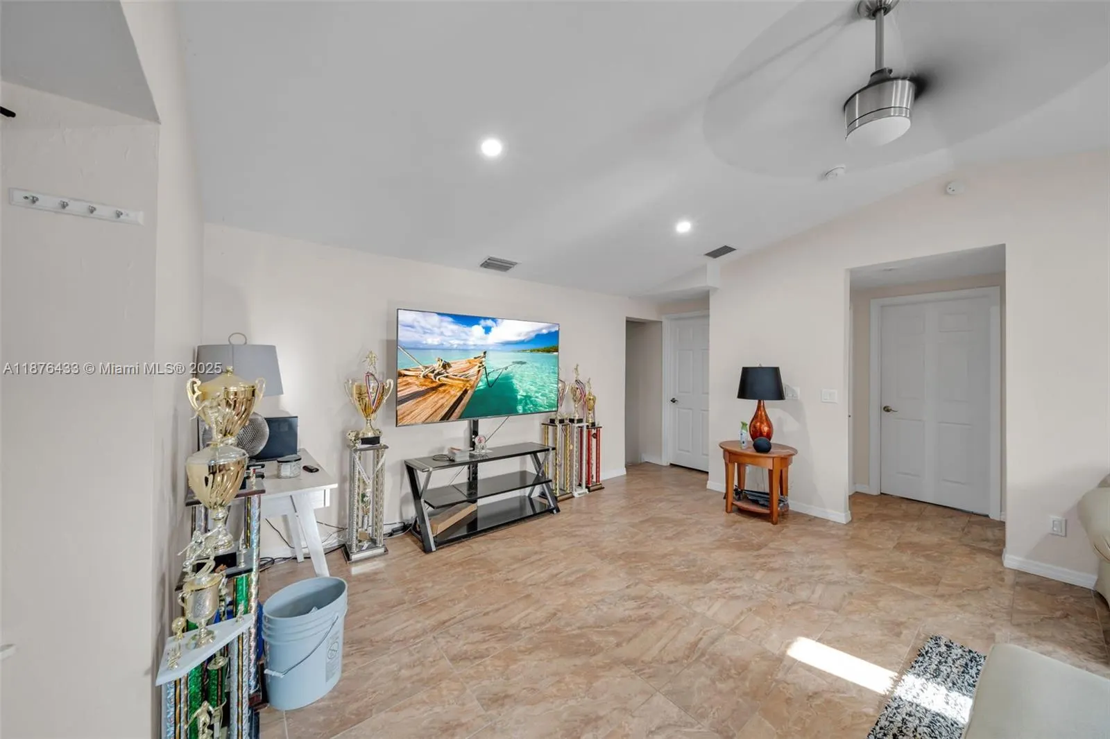 10651 Marie St.
