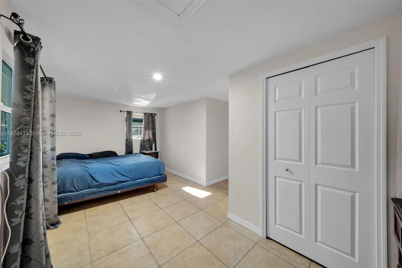 10651 Marie St.