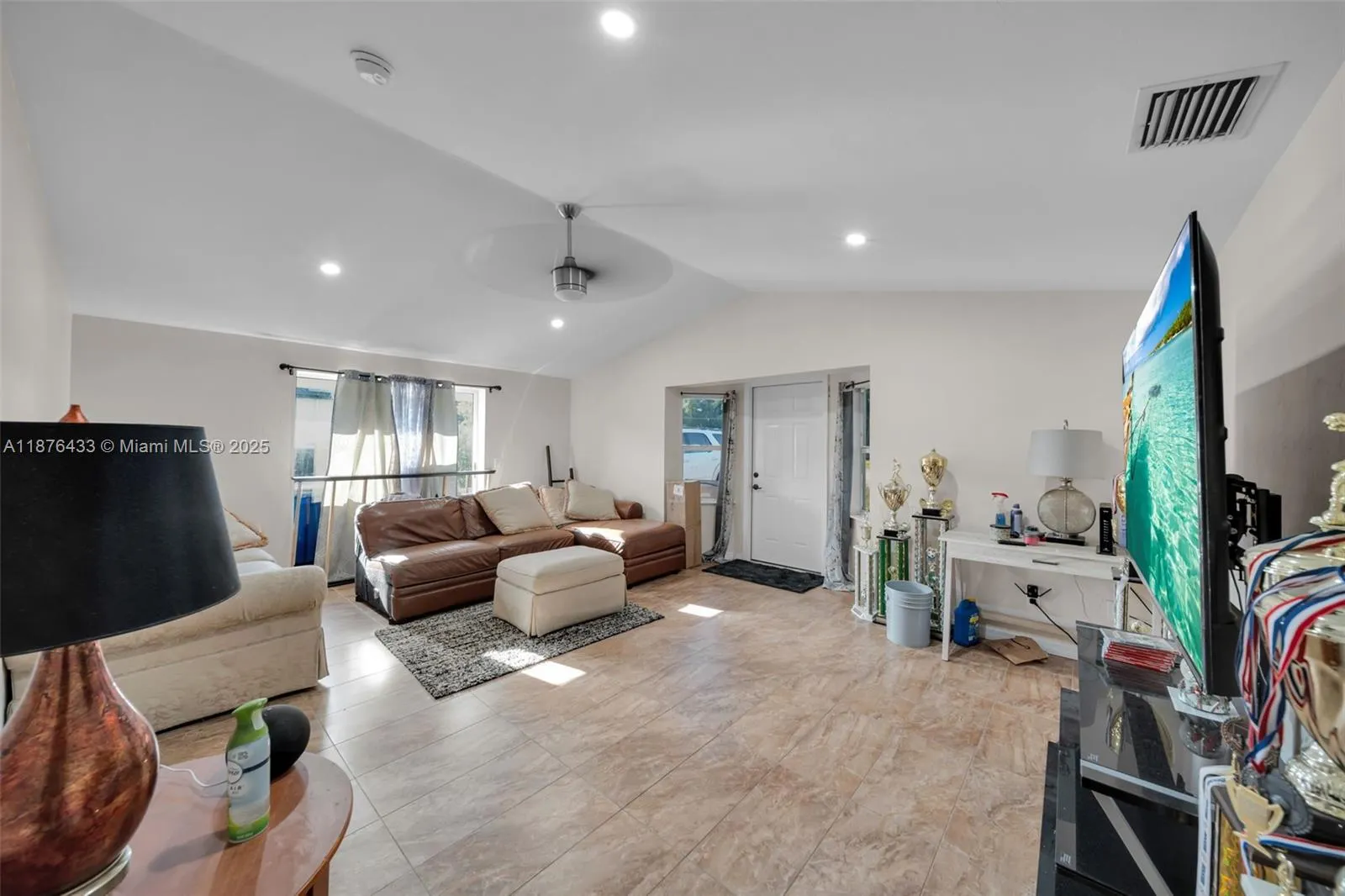 10651 Marie St.