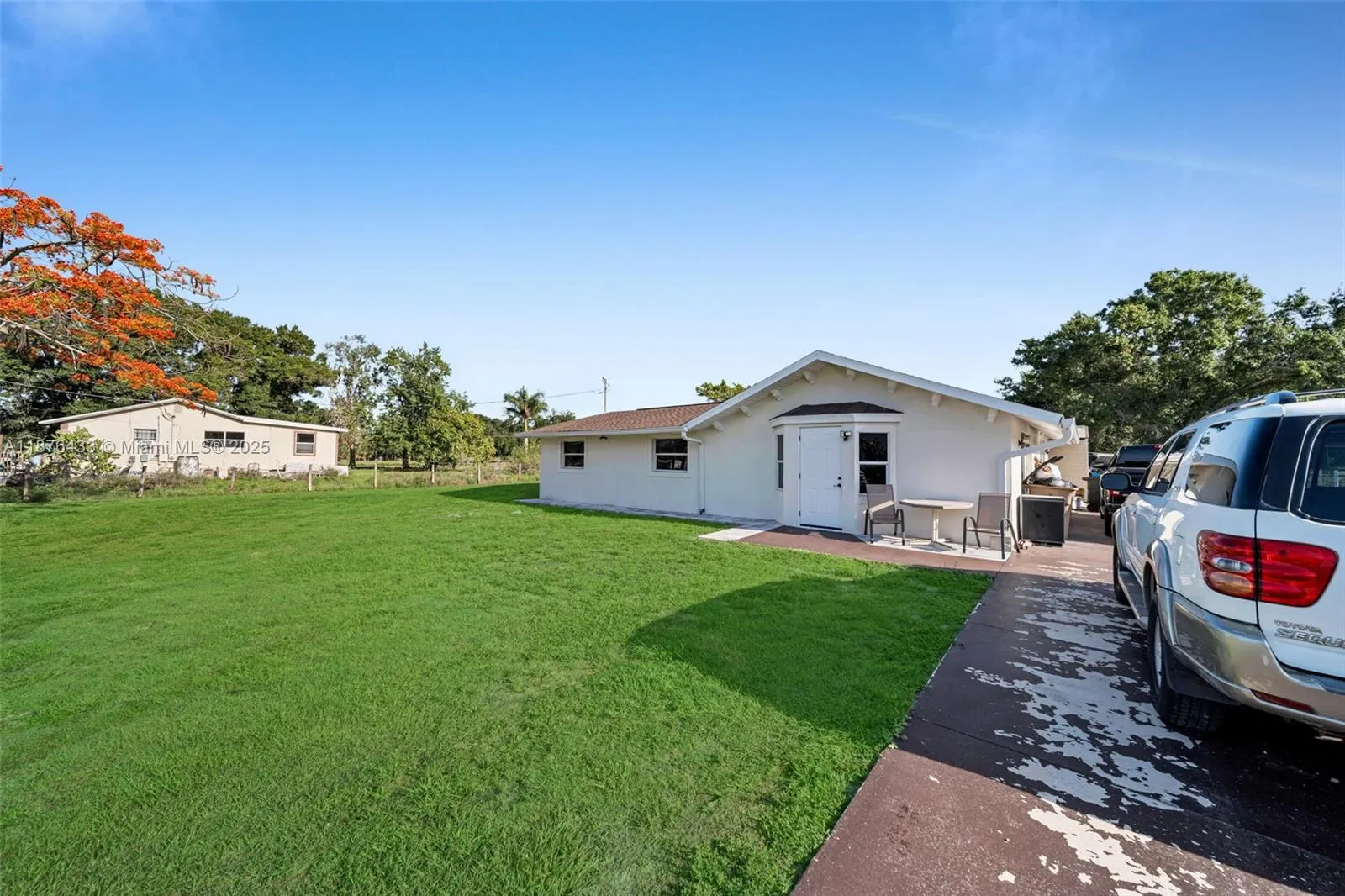 10651 Marie St.