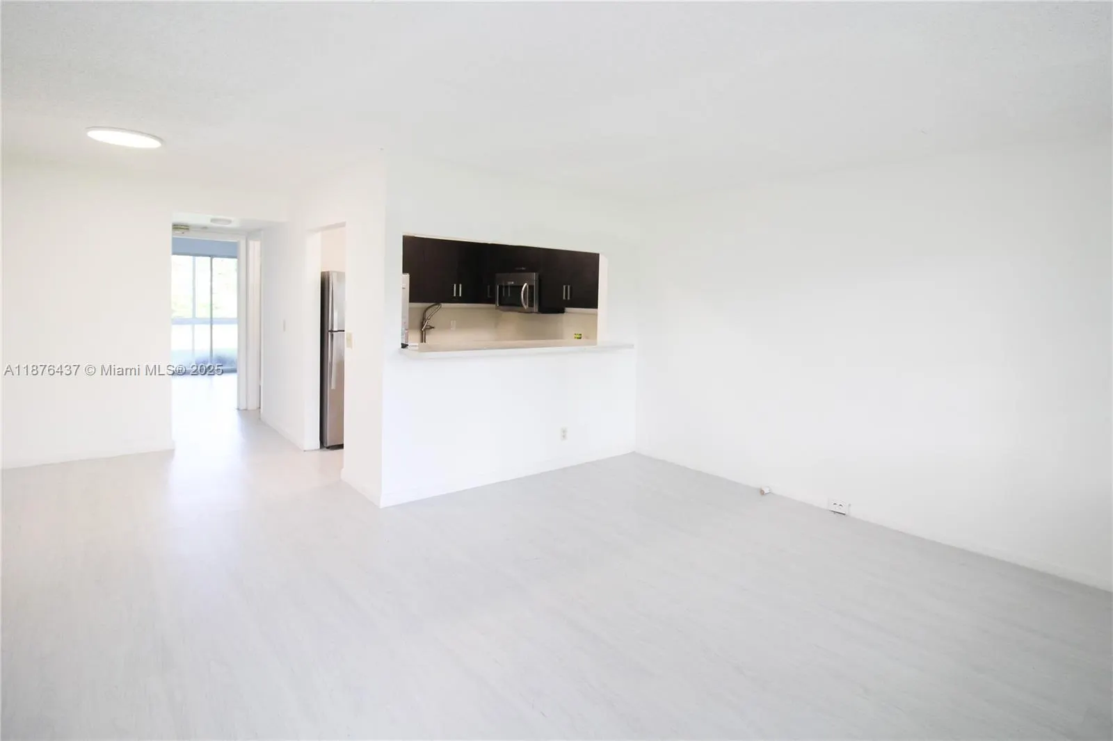 319 Newport V, #319