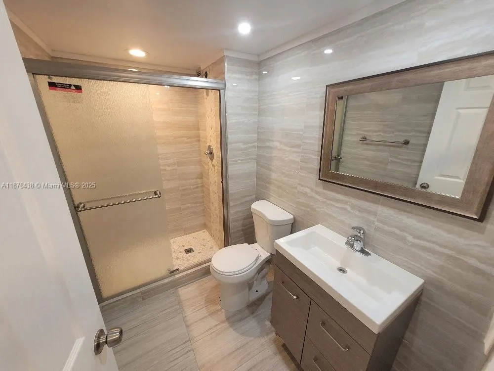 18081 Biscayne Blvd, #1102