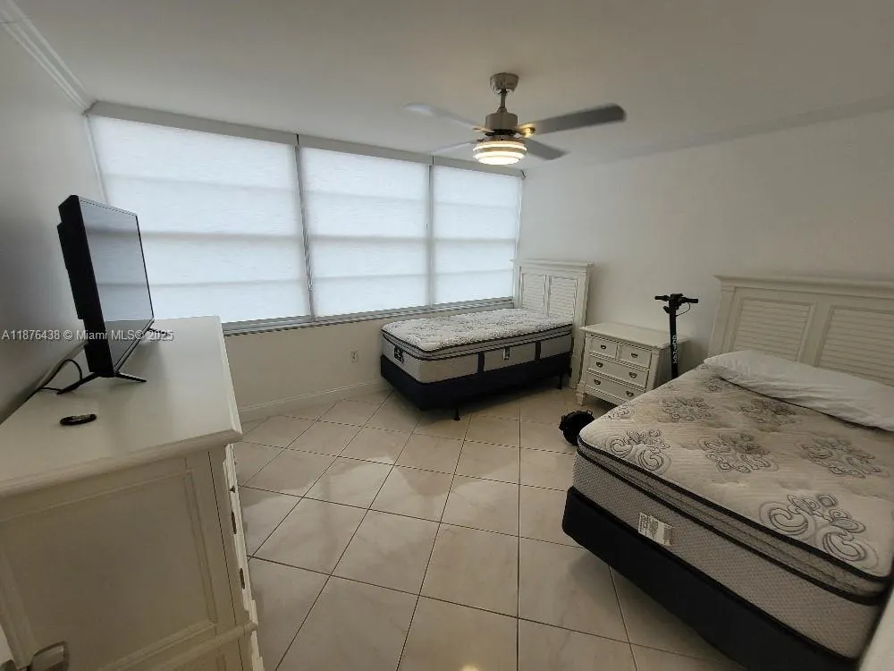 18081 Biscayne Blvd, #1102