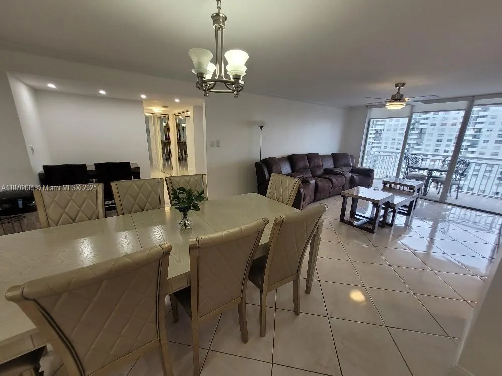 18081 Biscayne Blvd, #1102