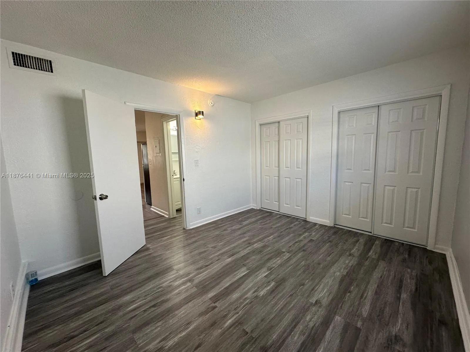3660 NE 11th Ave, #2
