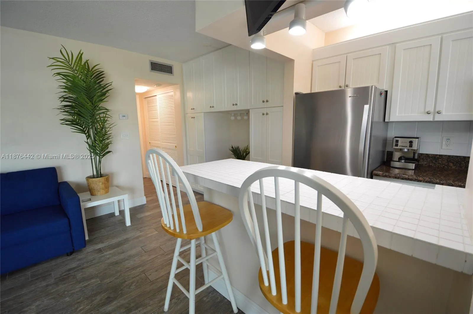 1451 N 12th Ct, #8B