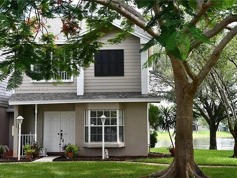 12175 NW 36th Pl