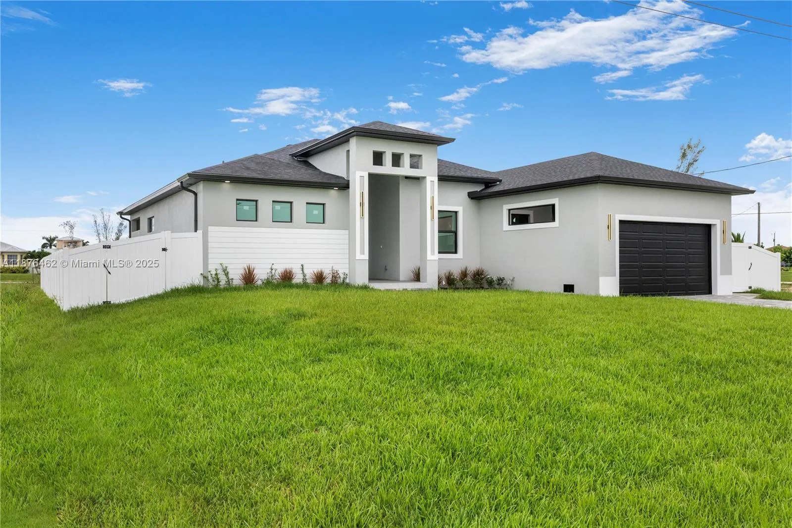 4330 NW 34th St