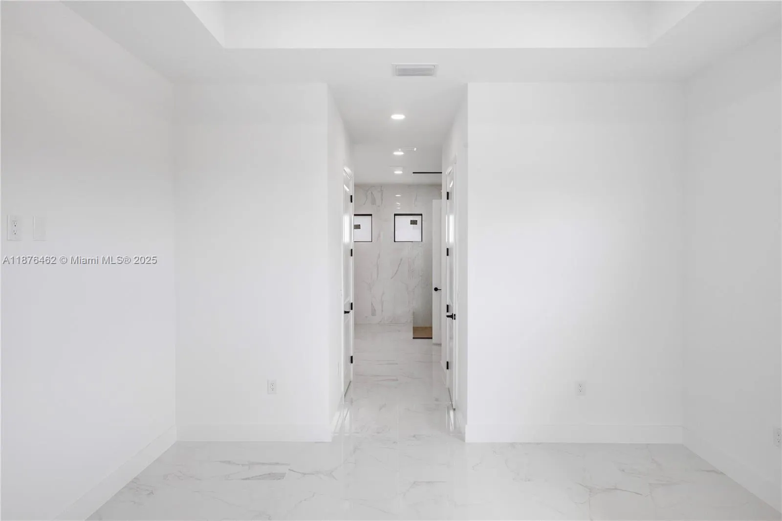 4330 NW 34th St