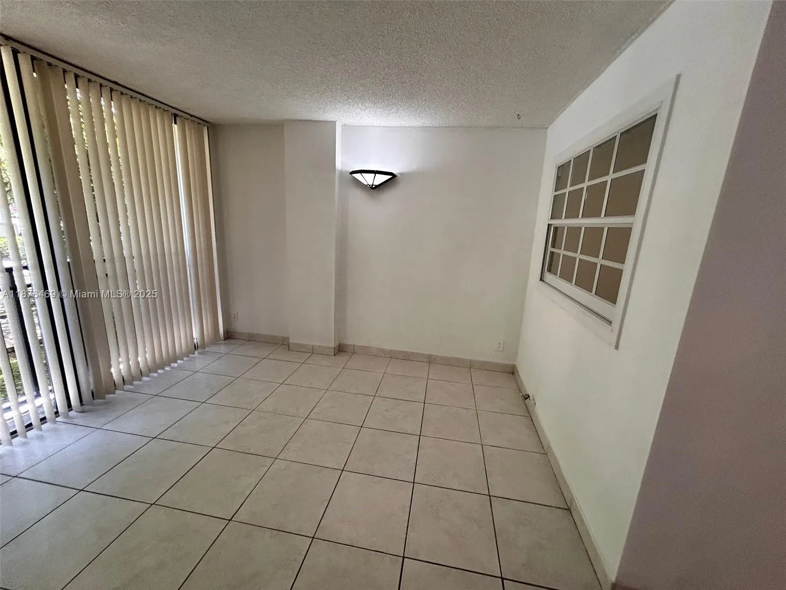 16919 N Bay Rd, #214