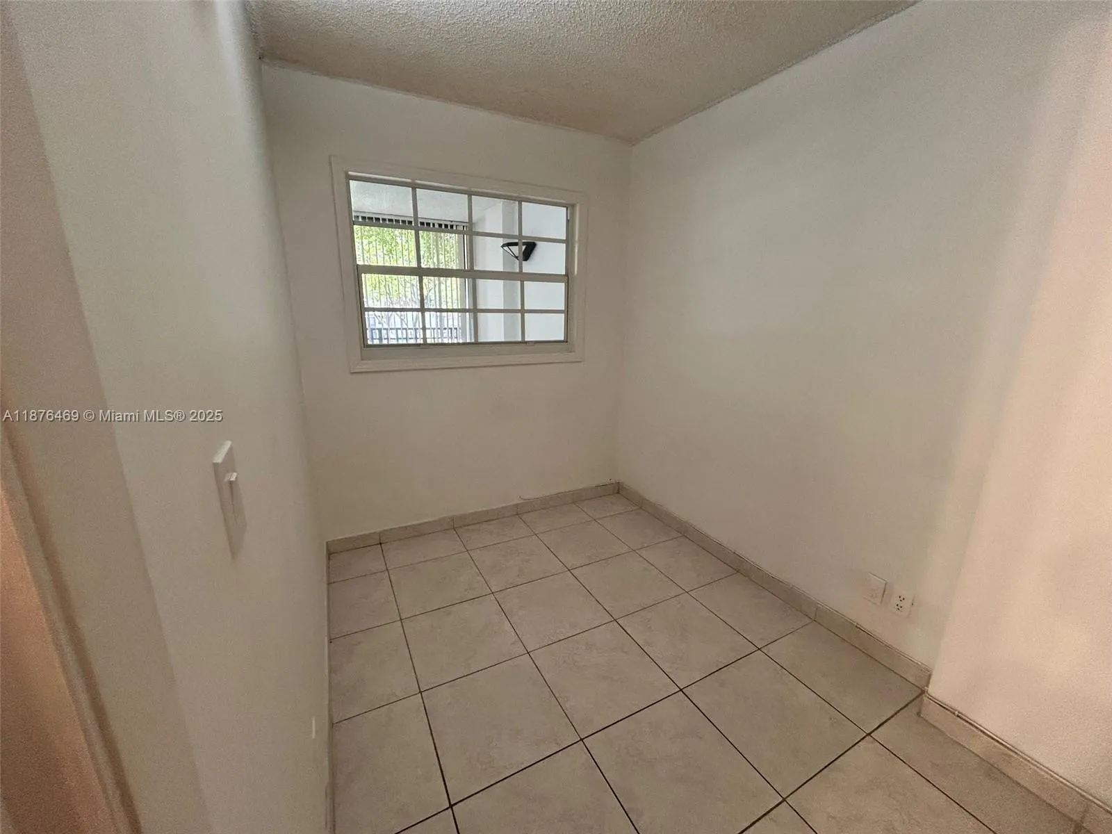 16919 N Bay Rd, #214