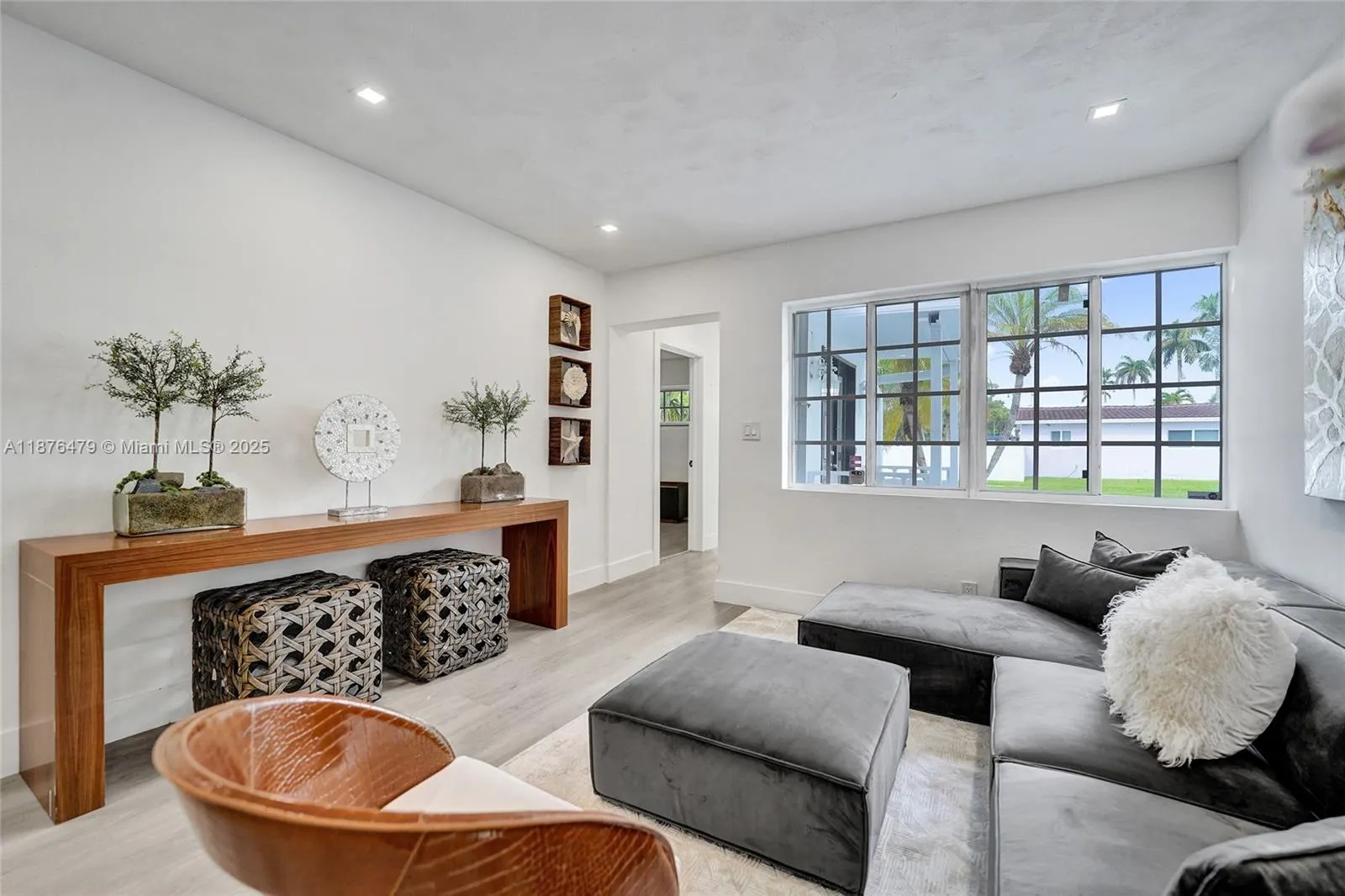 2101 N 15th Ave