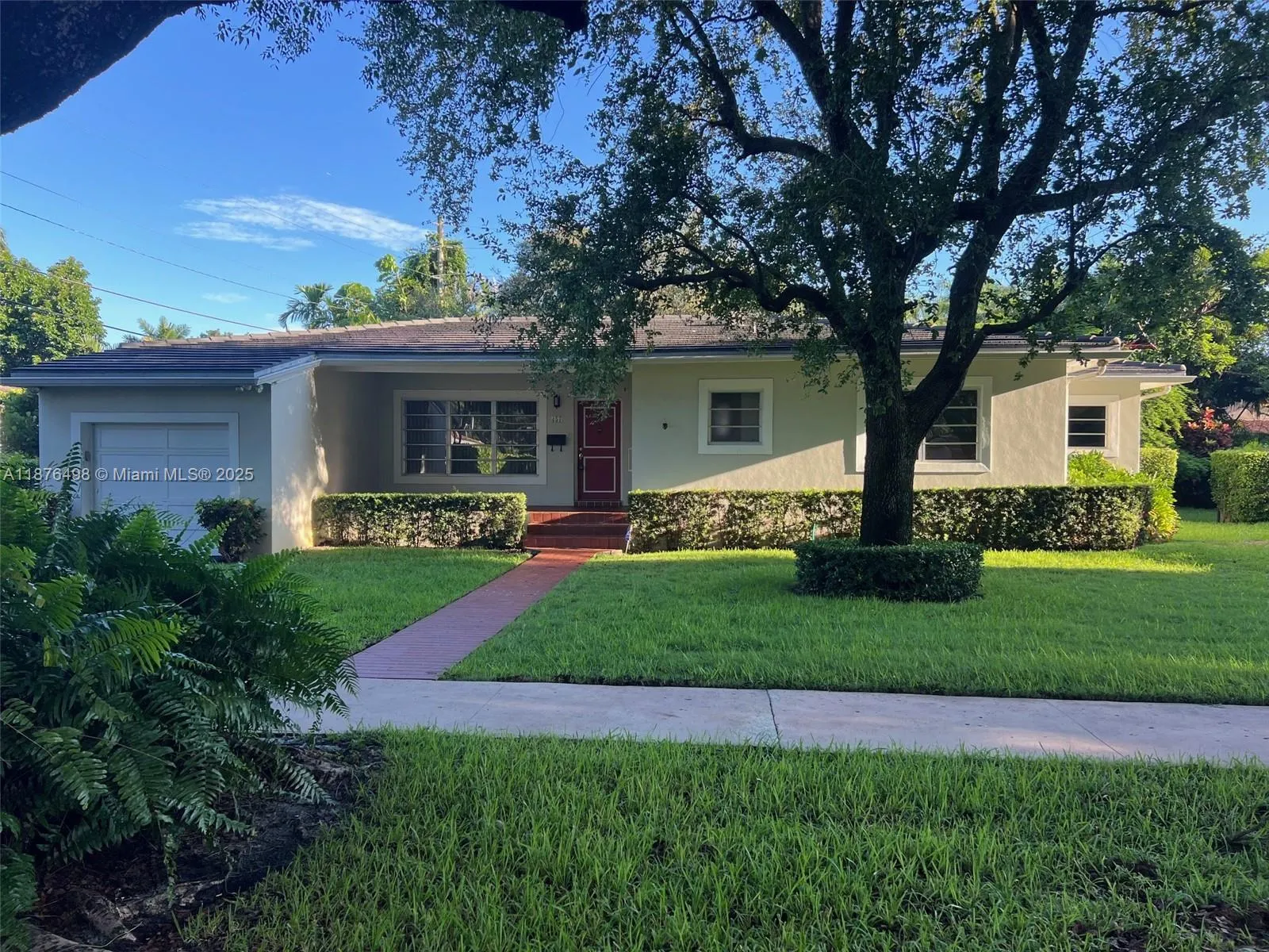 437 Velarde Ave