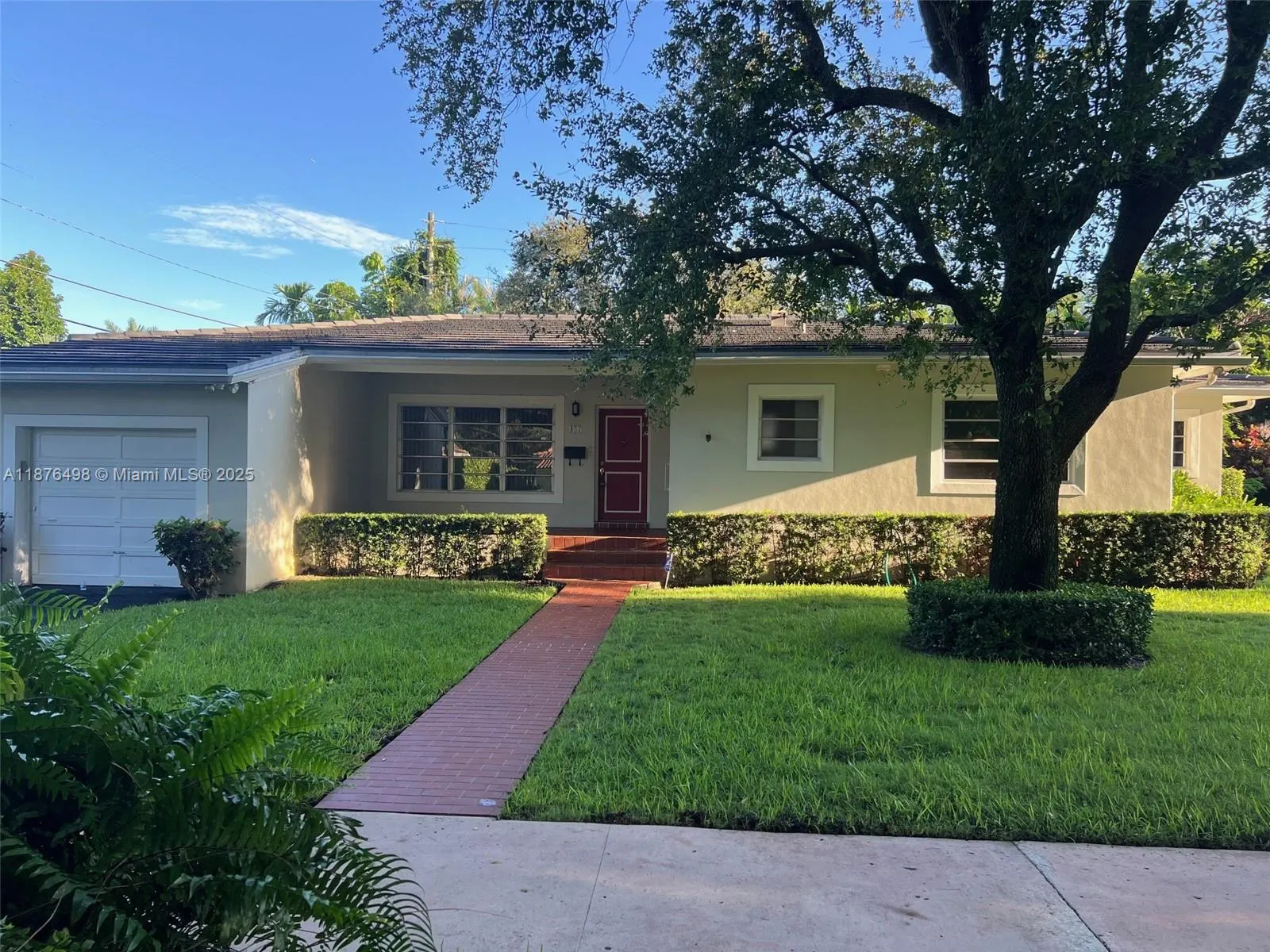 437 Velarde Ave