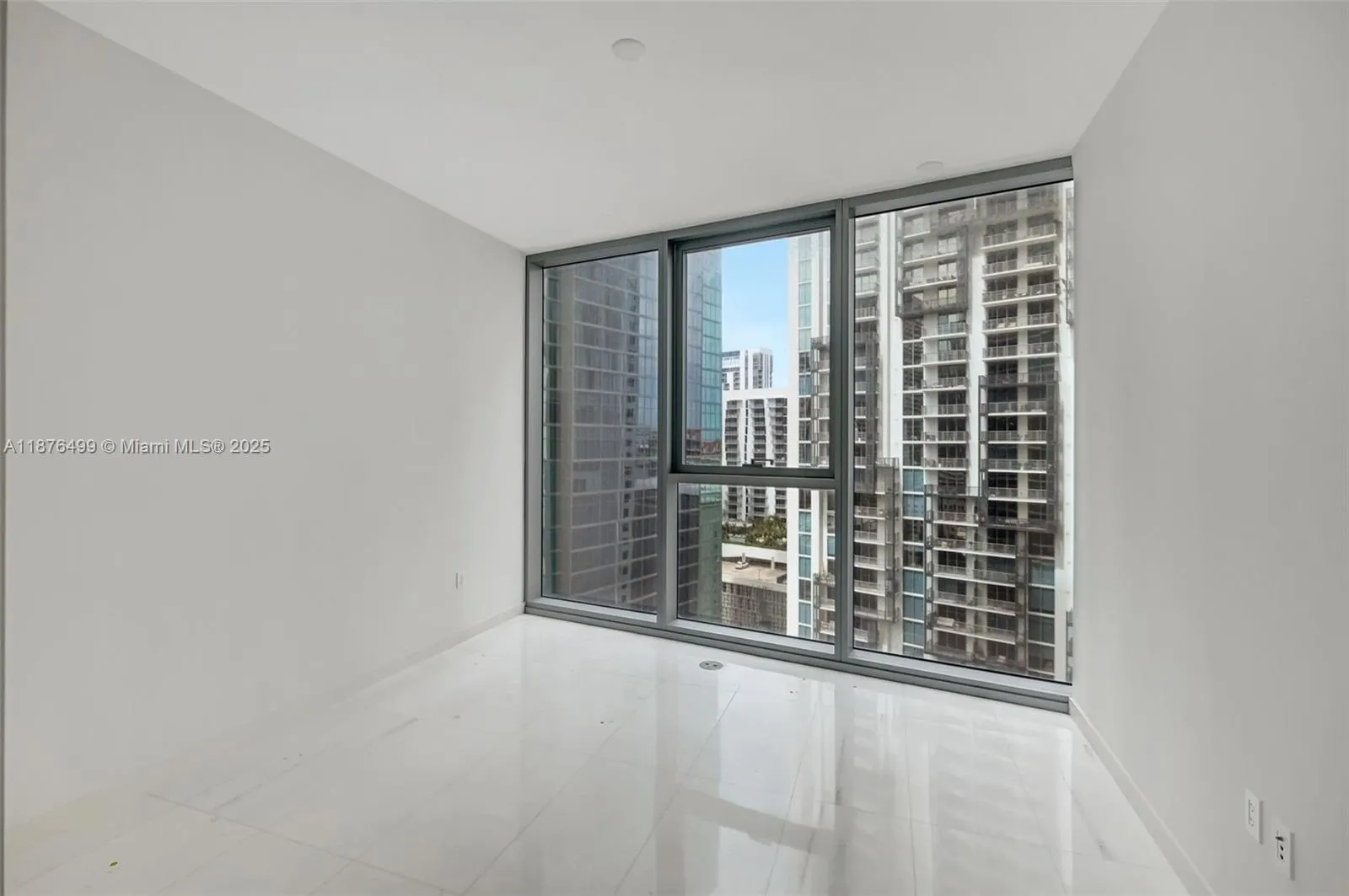 300 Biscayne Boulevard Way, #2402E