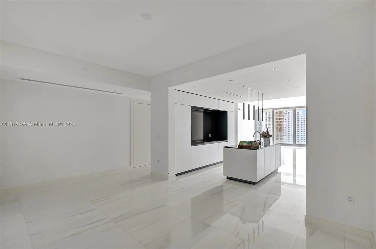 300 Biscayne Boulevard Way, #2402E