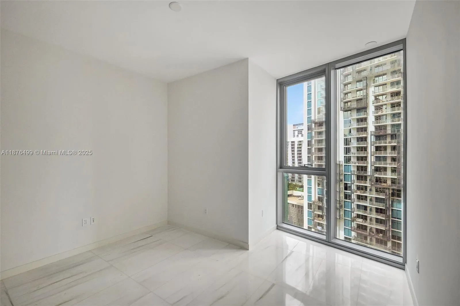 300 Biscayne Boulevard Way, #2402E