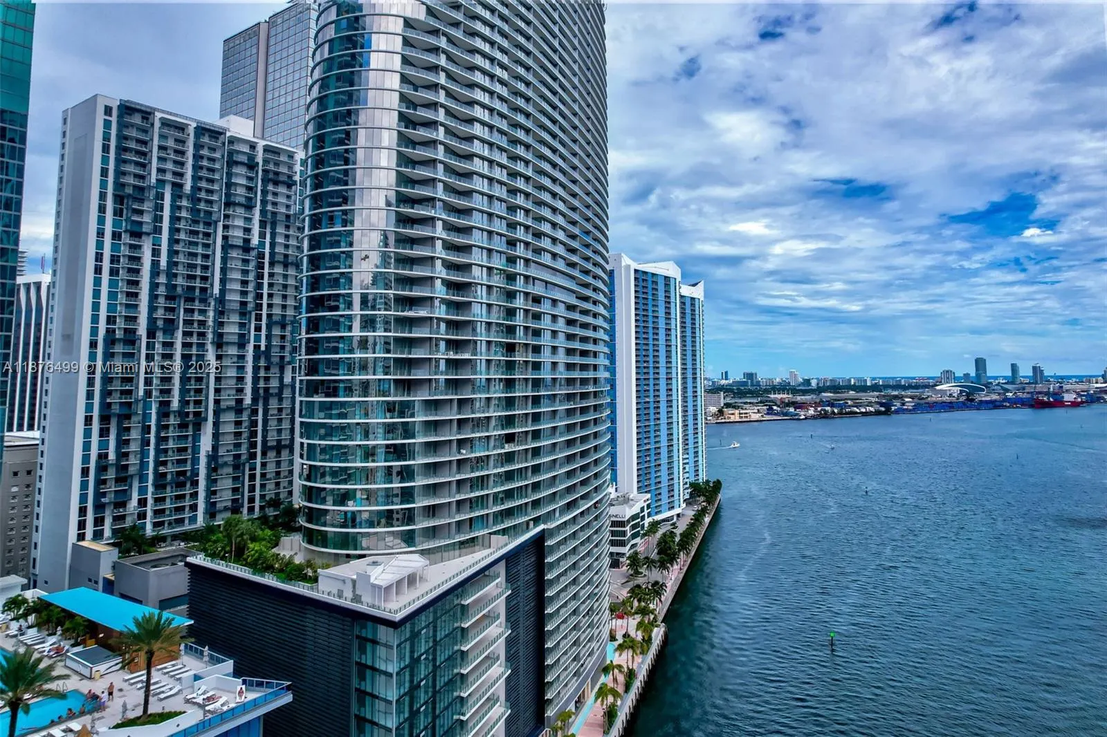 300 Biscayne Boulevard Way, #2402E