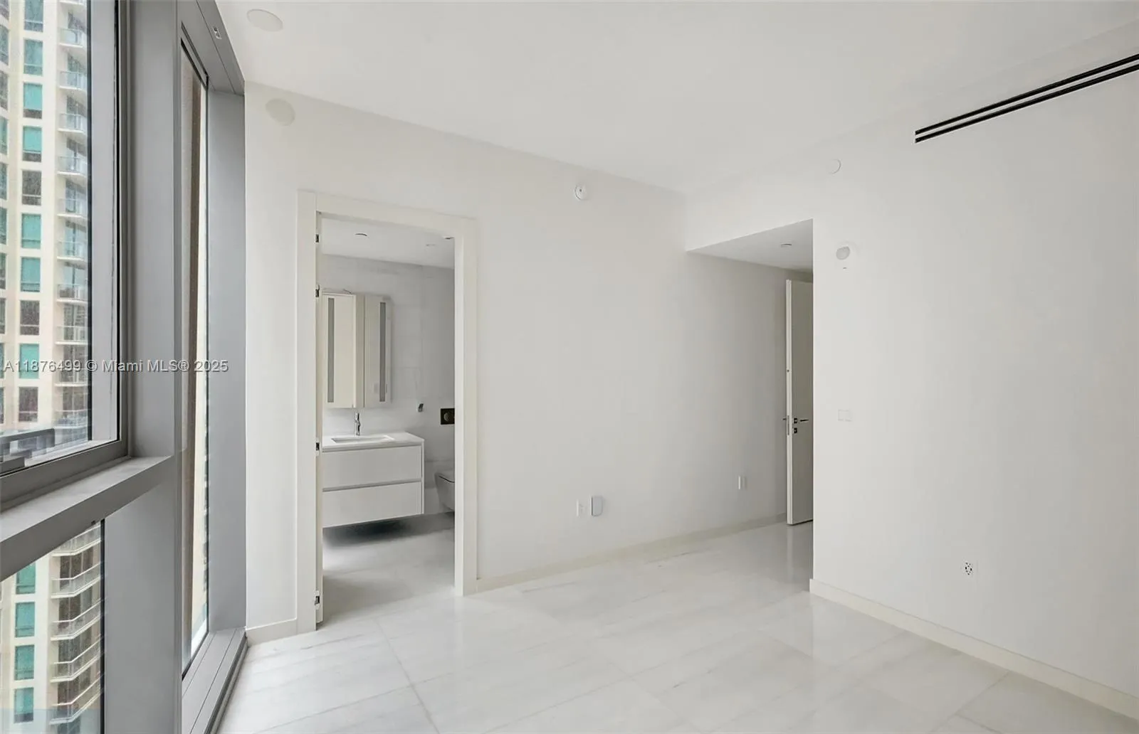 300 Biscayne Boulevard Way, #2402E