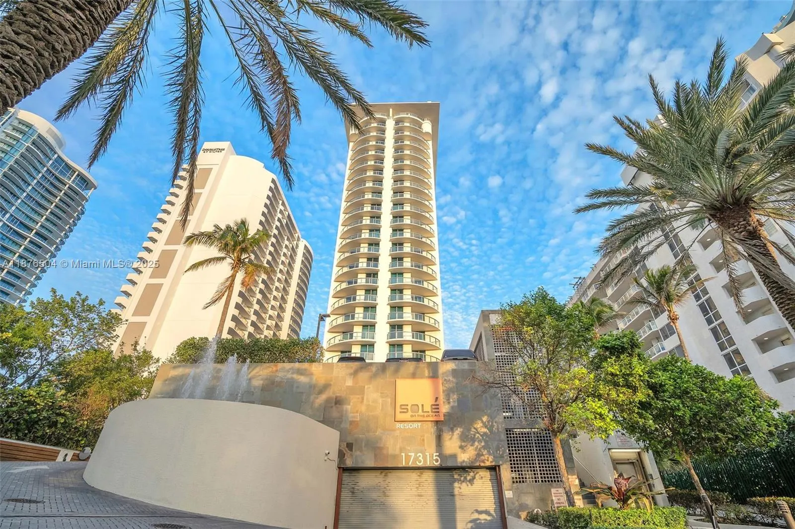 17315 Collins Ave, #607