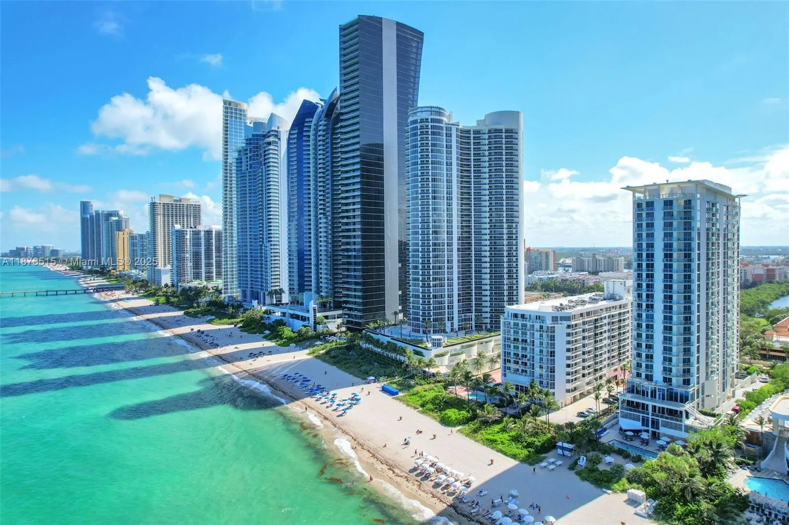 17315 Collins Ave, #702