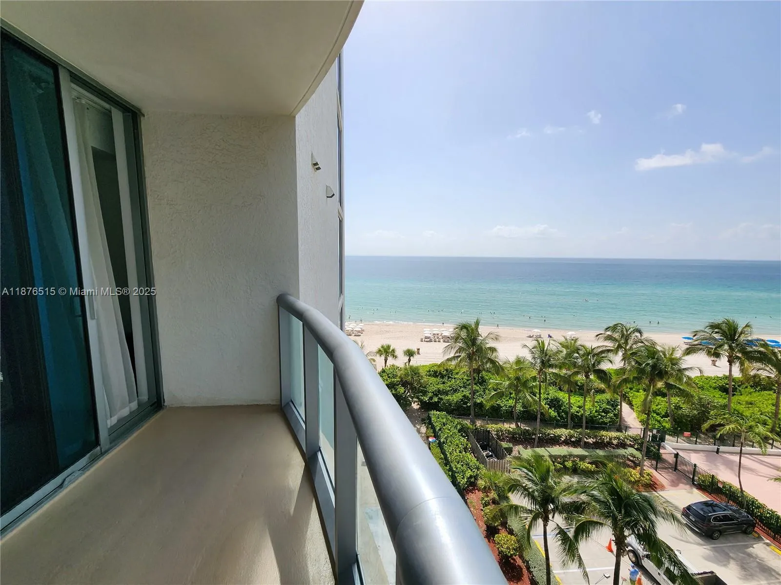 17315 Collins Ave, #702
