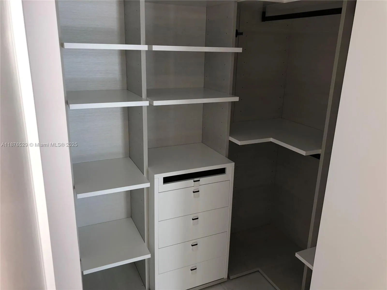 300 Sunny Isles Blvd, #1906