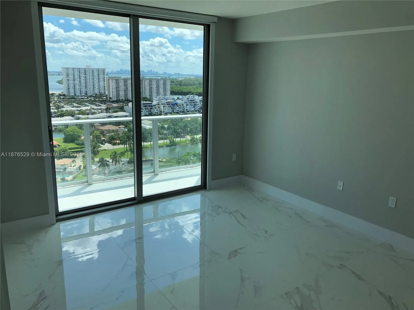 300 Sunny Isles Blvd, #1906