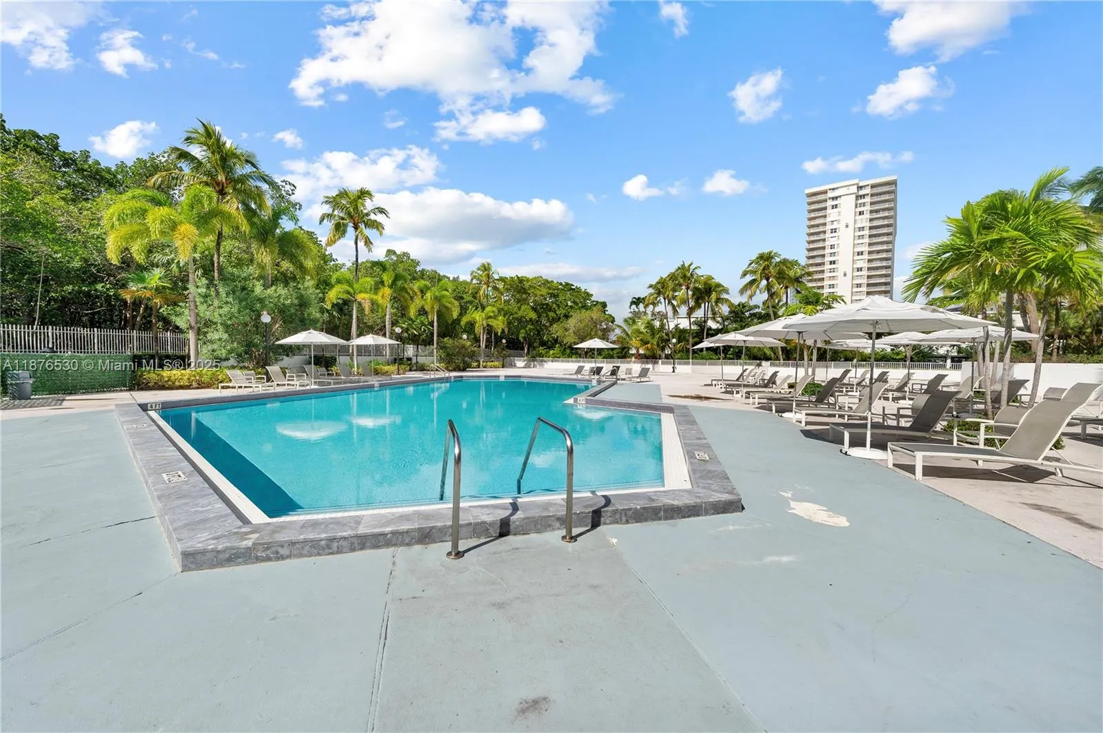 100 Bayview Dr, #507