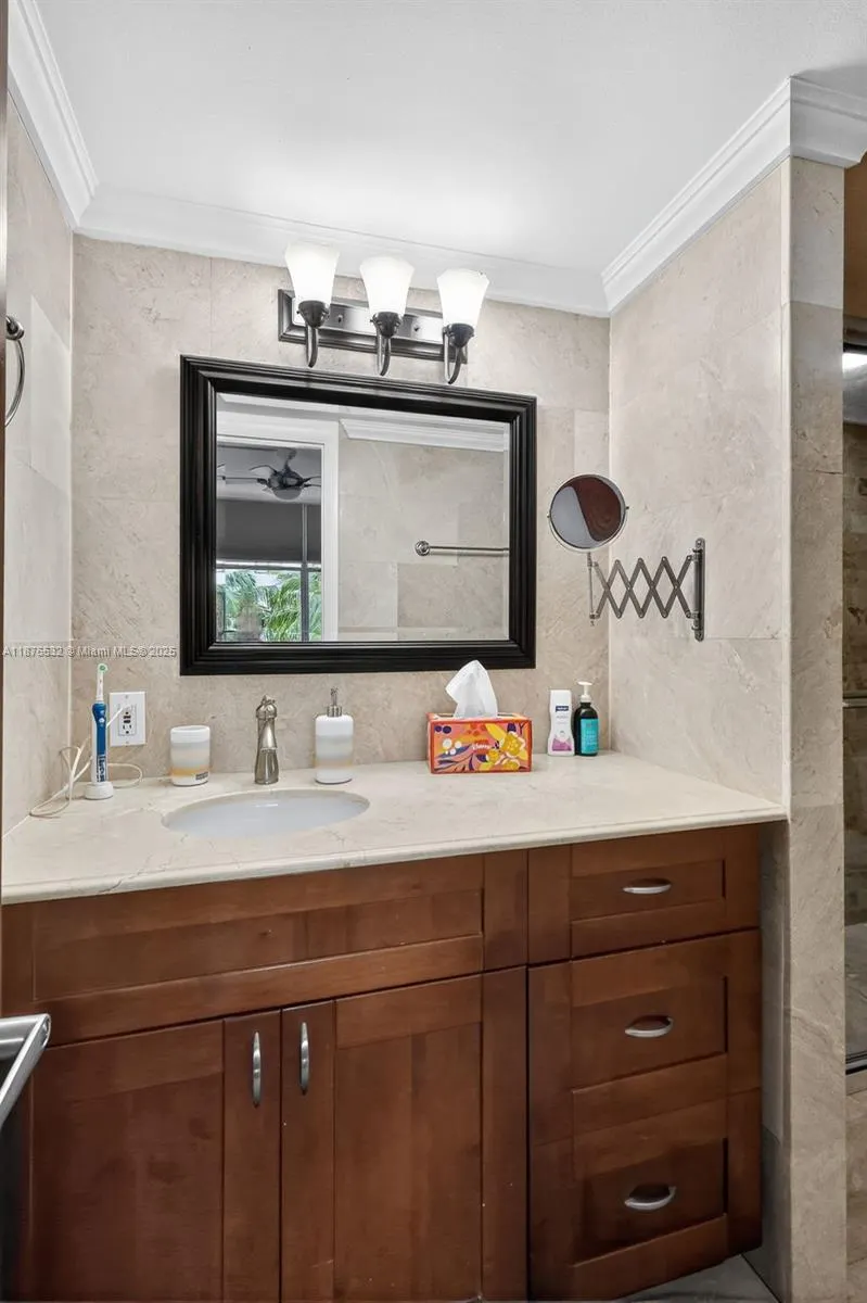 3745 NE 171st St, #57