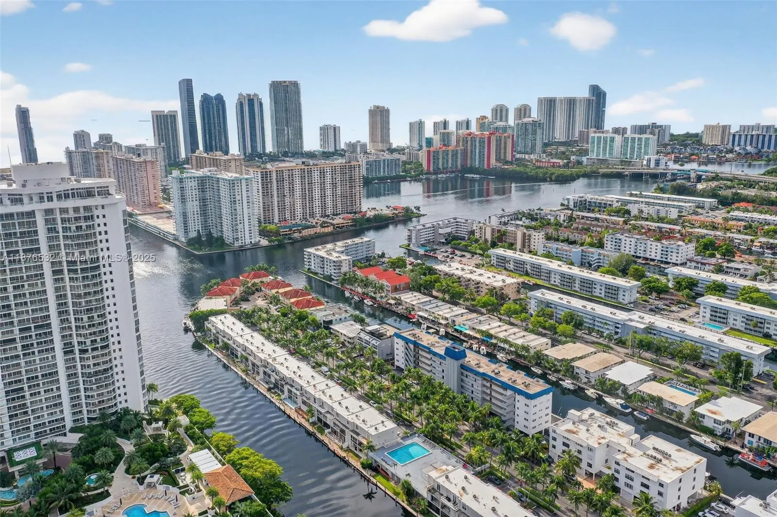 3745 NE 171st St, #57