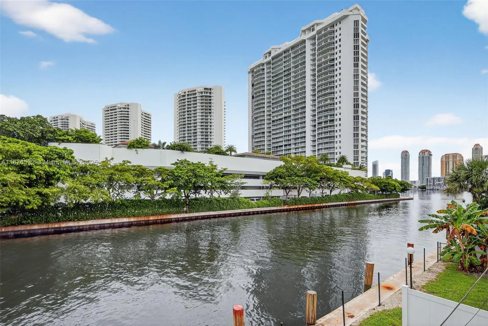 3745 NE 171st St, #57