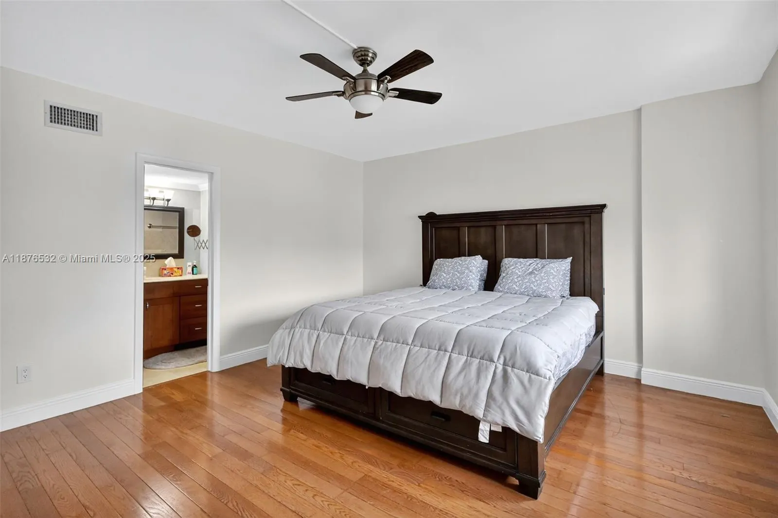 3745 NE 171st St, #57