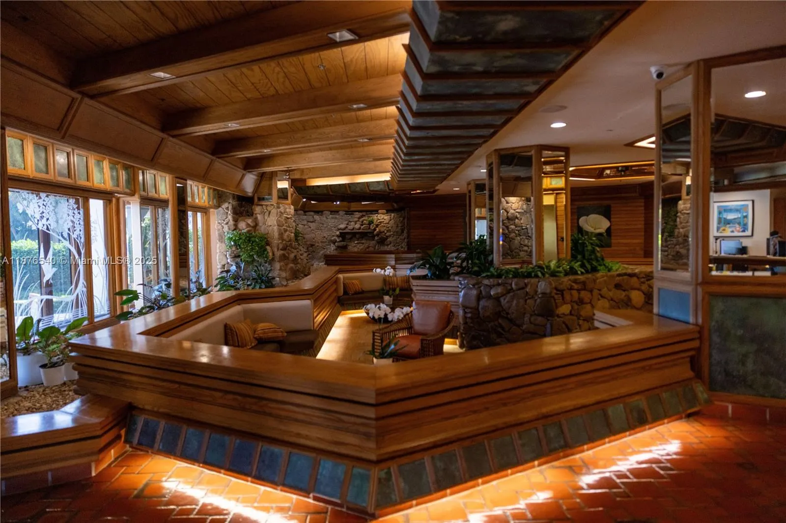 4000 Towerside Ter, #804