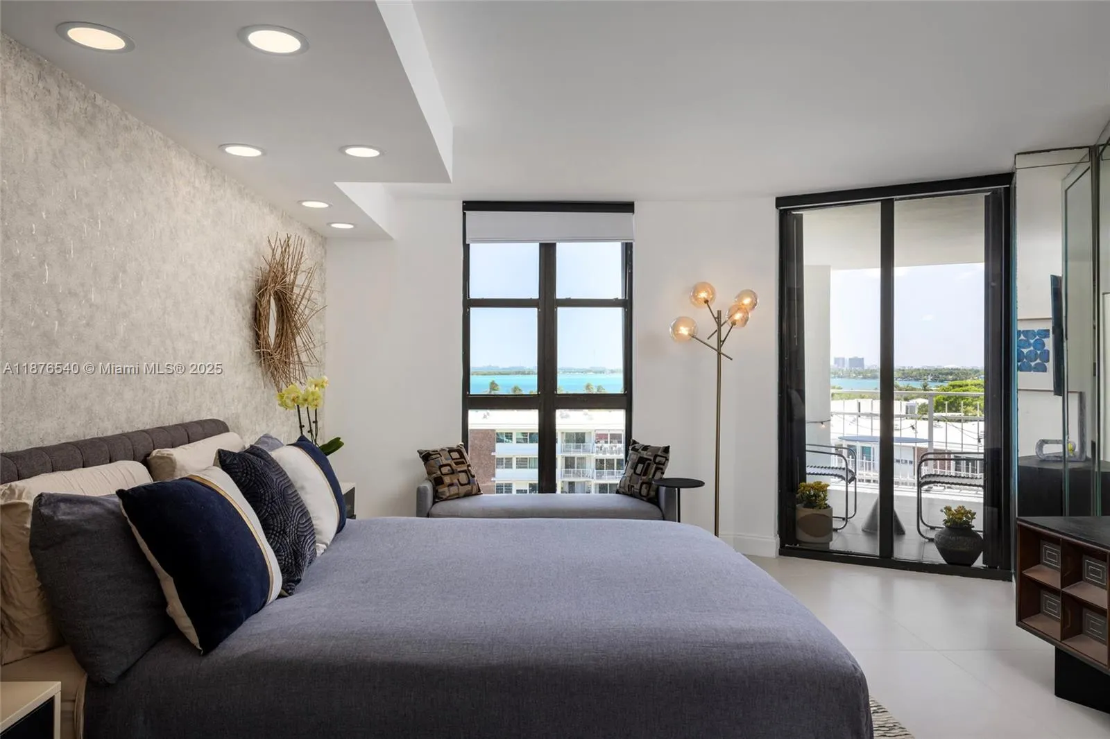 4000 Towerside Ter, #804