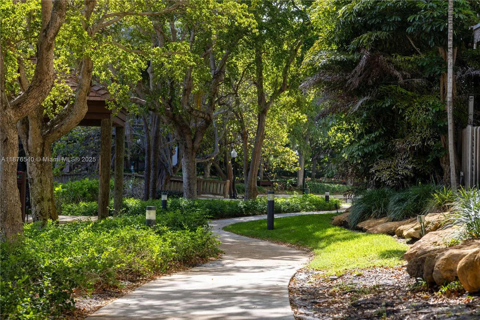 4000 Towerside Ter, #804