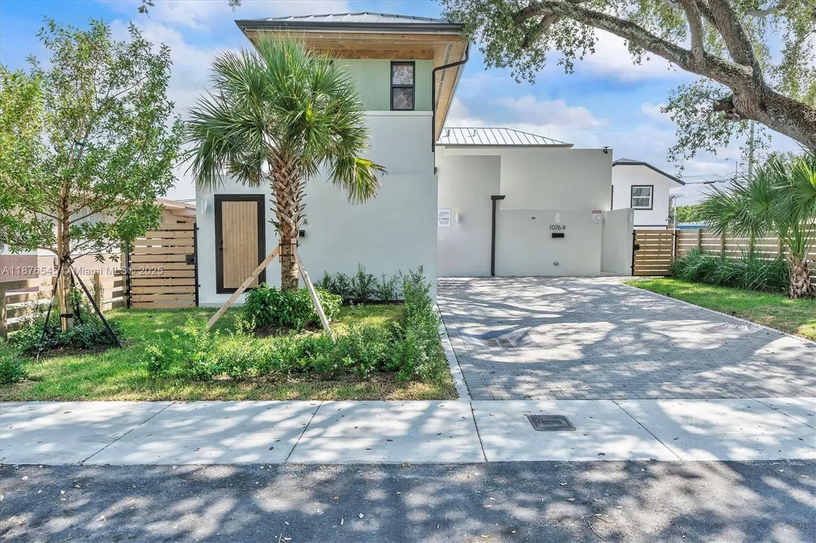 1076 NW 55th St