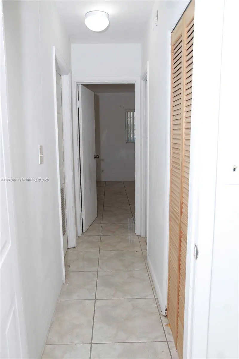 3458 Capri Dr, #1