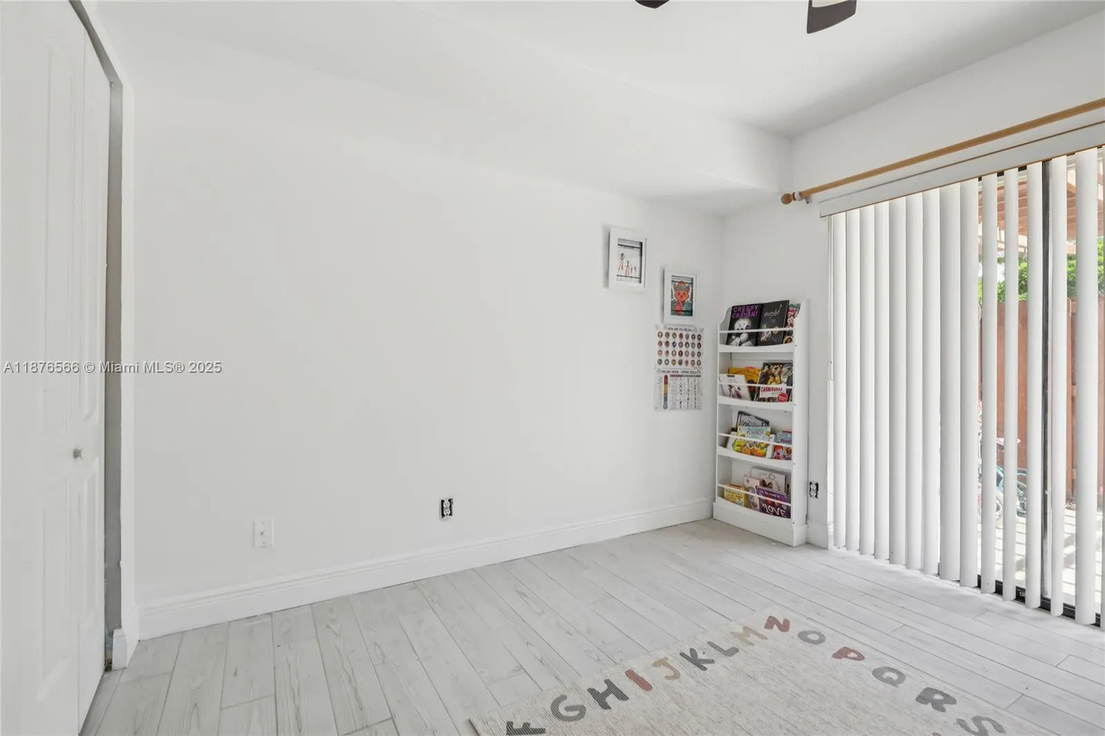 751 SW 120th way
