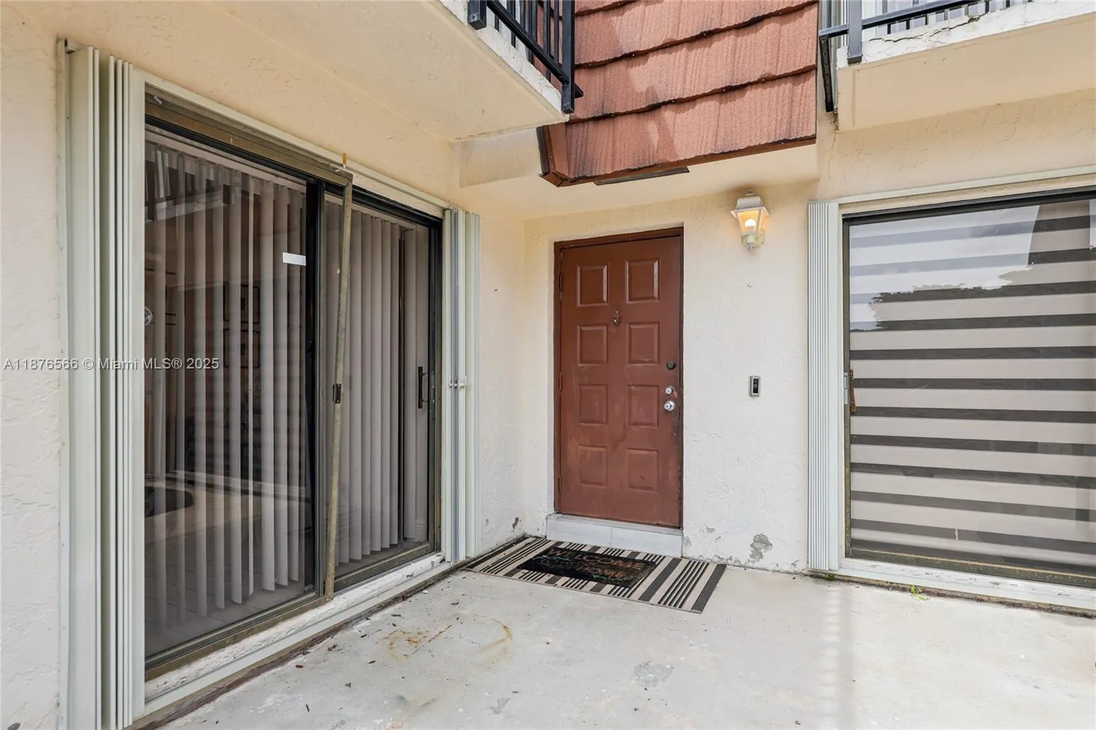 751 SW 120th way