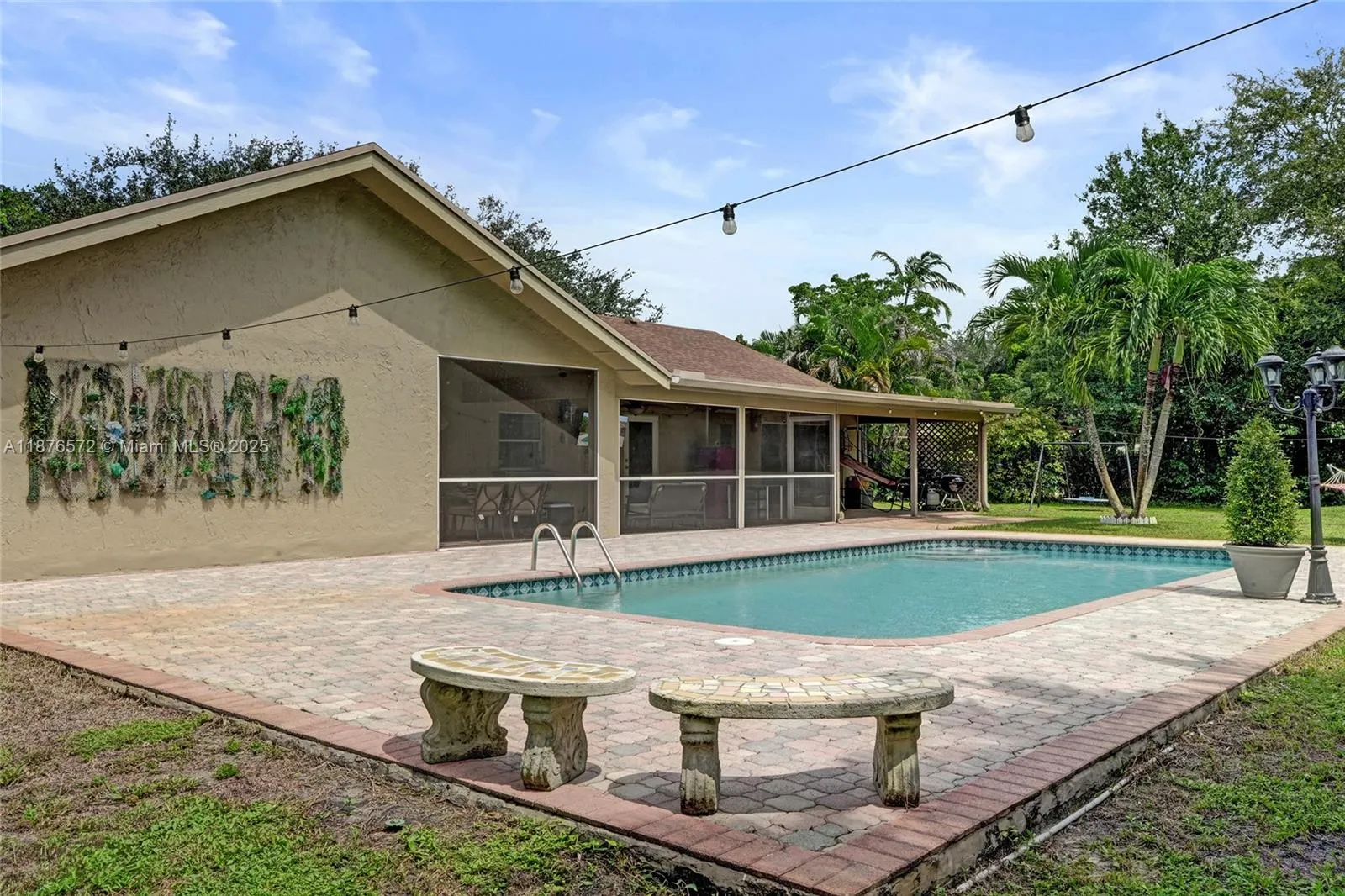 12100 Park Dr