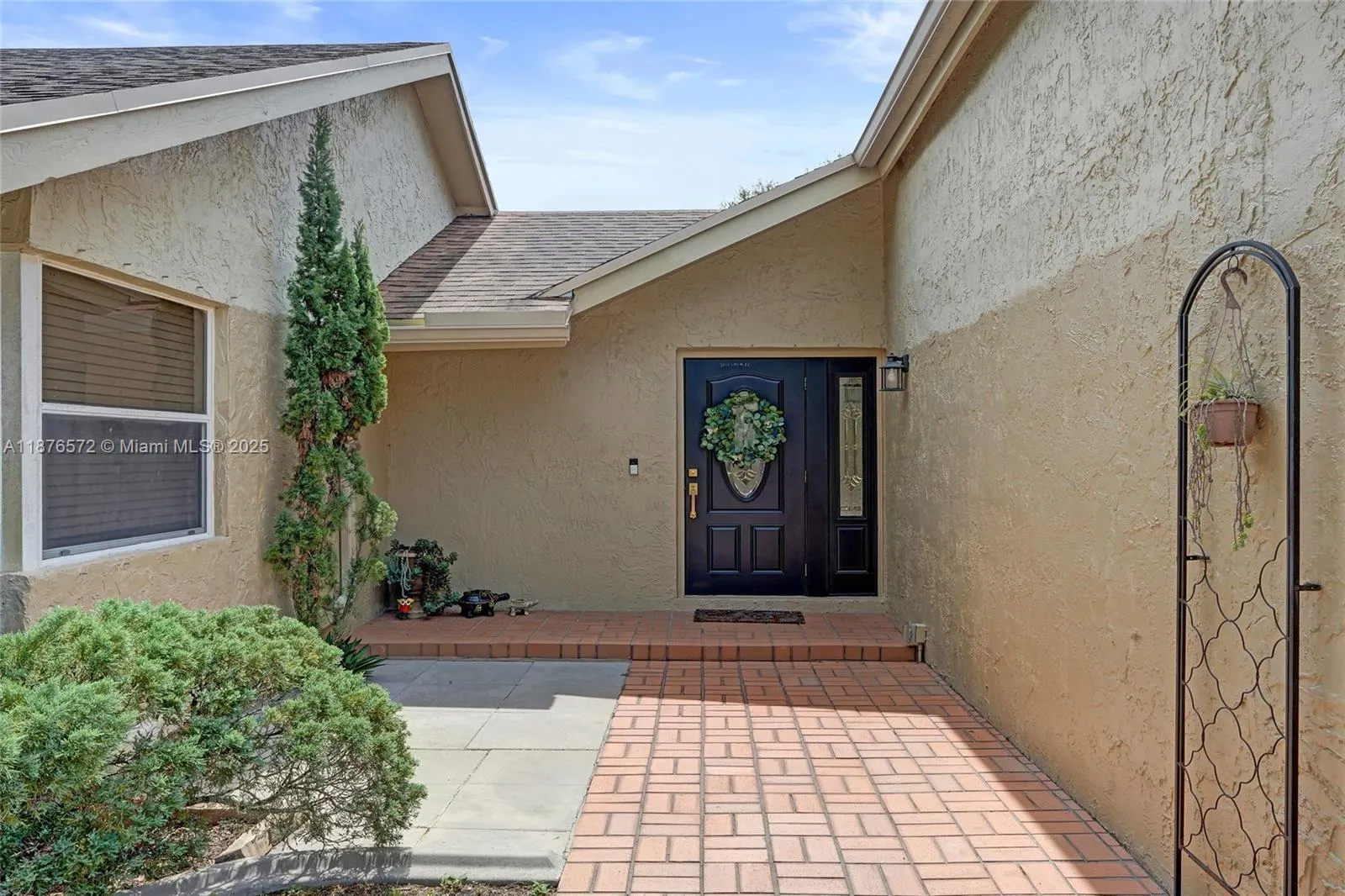 12100 Park Dr