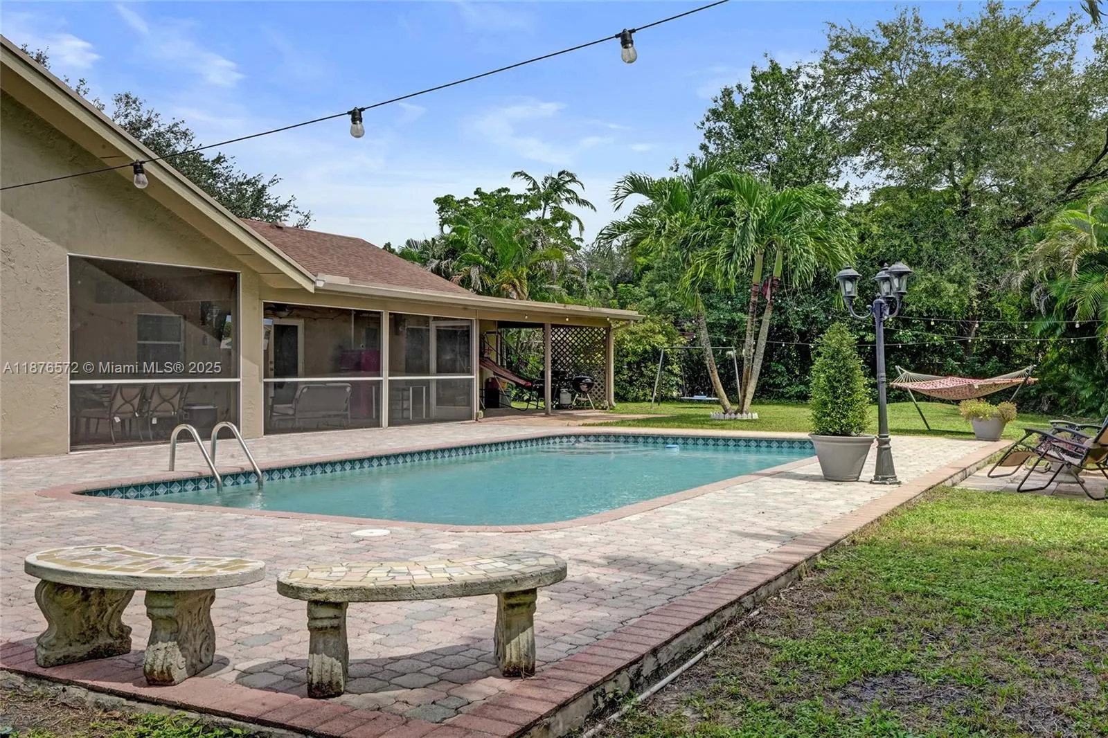 12100 Park Dr