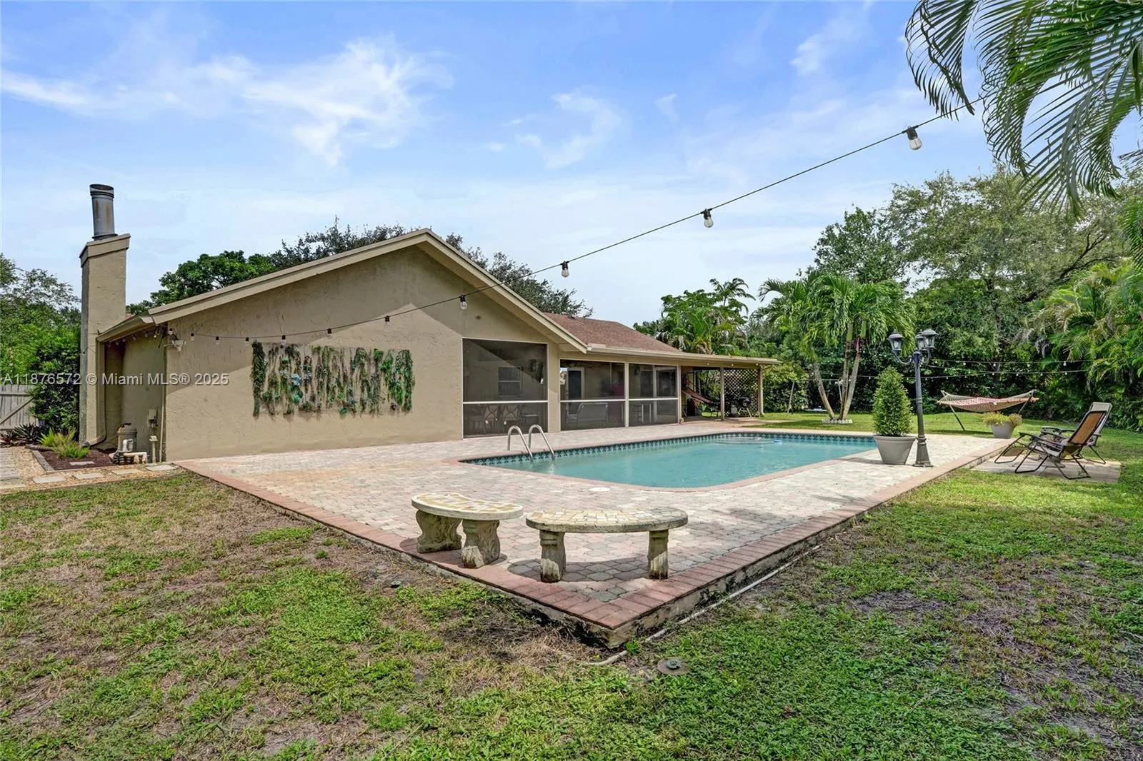 12100 Park Dr