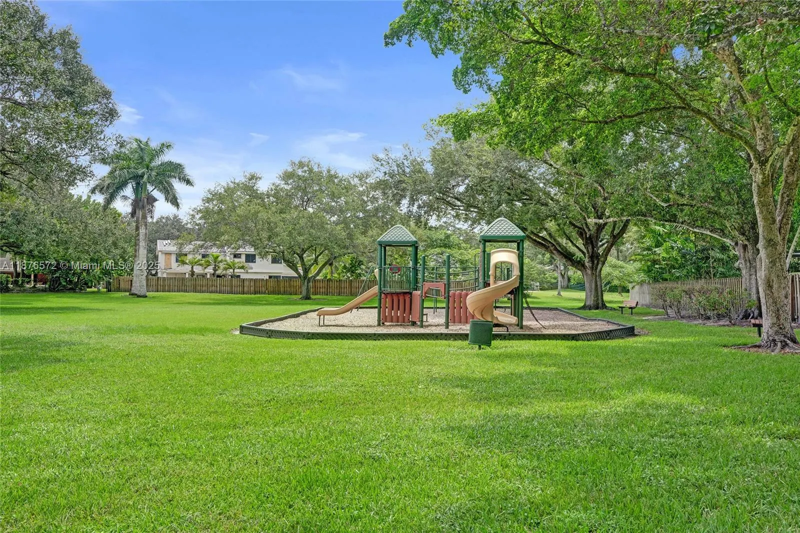 12100 Park Dr