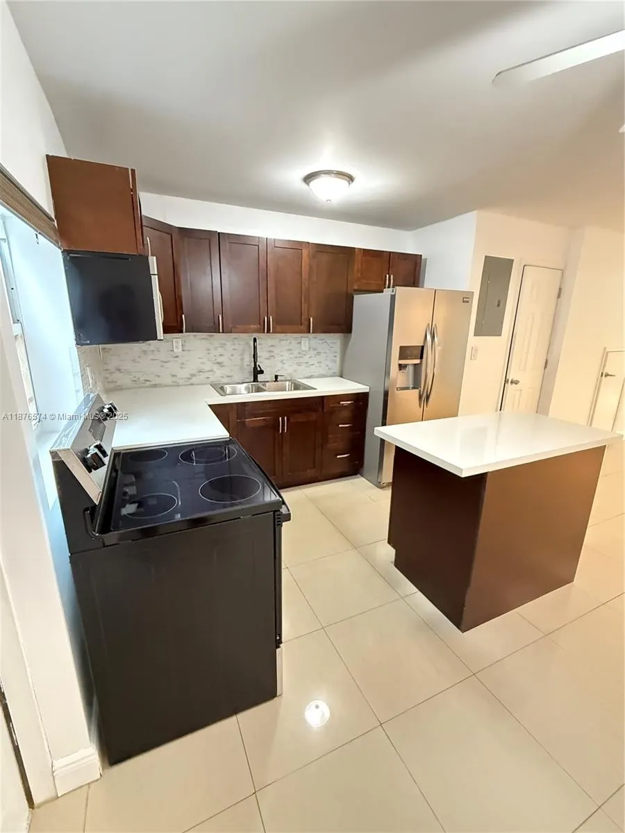 5215 SW 40th Ave, #48