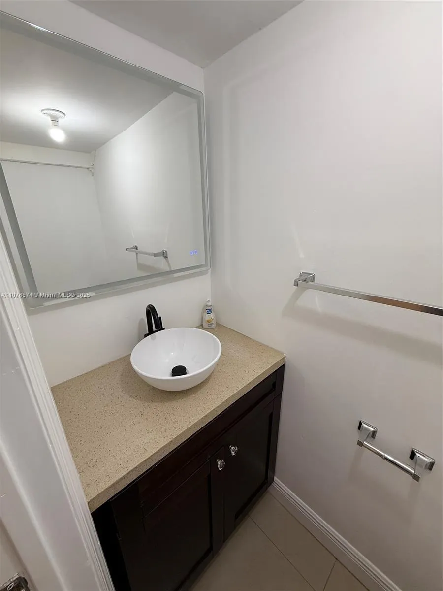 5215 SW 40th Ave, #48